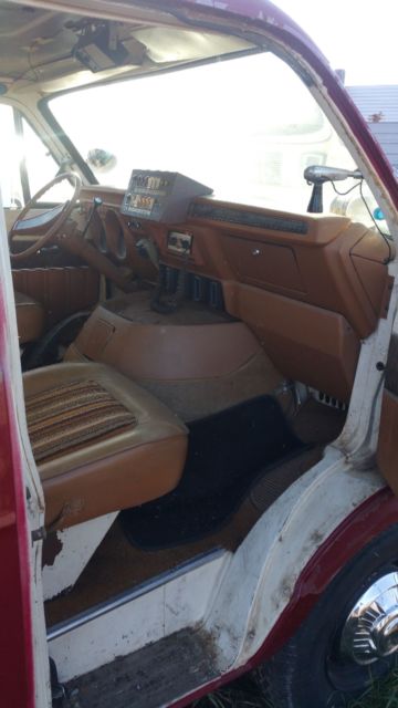 1977 Dodge B350 - photo 12