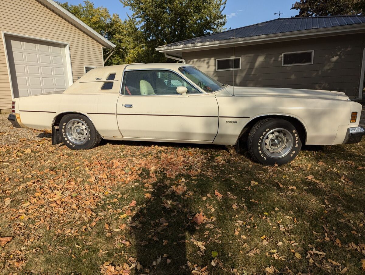 1977 Dodge Charger - photo 9