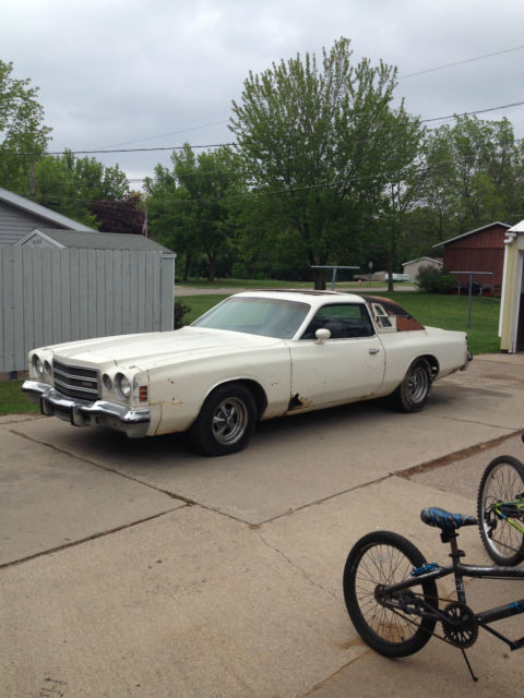 1977 Dodge Charger midnight edition - photo 2