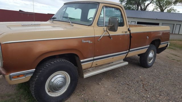 1977 Dodge Power Wagon Adventure 200 - photo 2