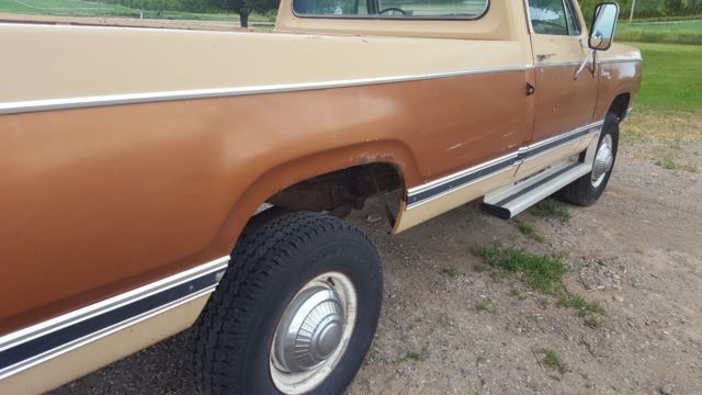 1977 Dodge Power Wagon Adventure 200 - photo 6