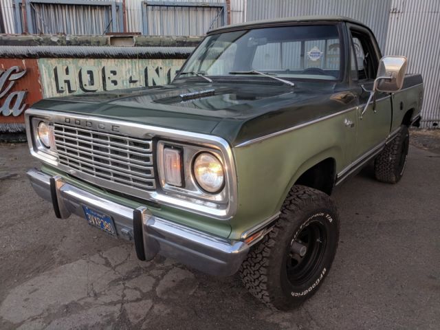 1977 Dodge Power Wagon