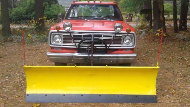 1977 Dodge Power Wagon W200 Sno-Fiter Plow Truck 46,000 MILES Classic Ram Truck 1976 Dodge Other Pickups Power Wagon