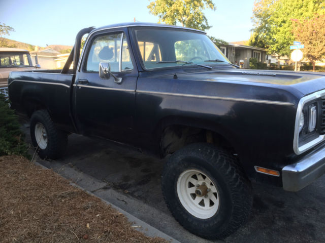 1977 Dodge Power Wagon
