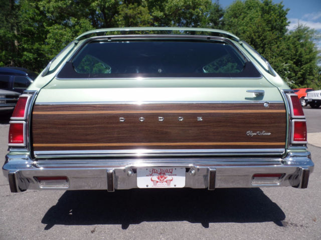 1977 Dodge Monaco Brougham Station Wagon - photo 4