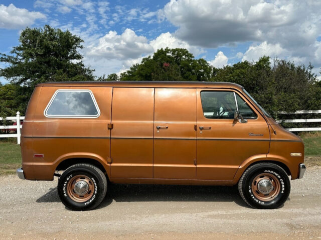 1977 Dodge Ram Van Street Van, No Reserve, Shorty Tradesman 100 - photo 8