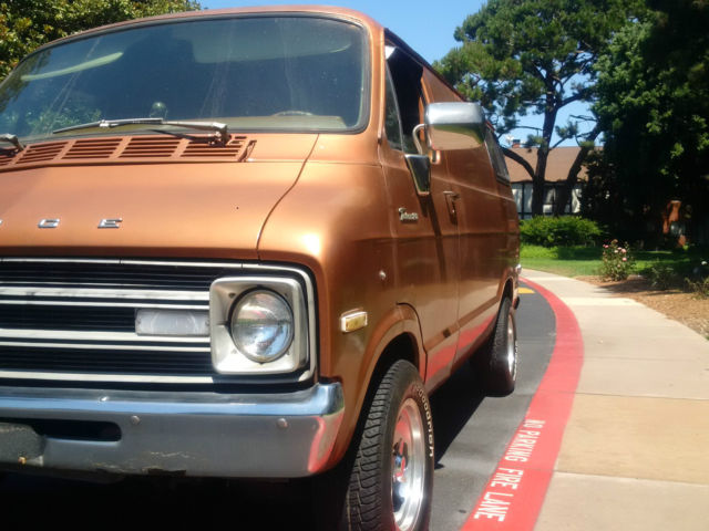 1977 Dodge Ram Van Tradesman - photo 4
