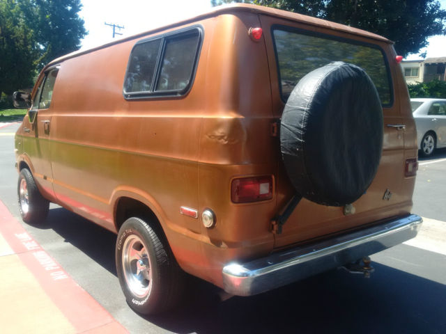 1977 Dodge Ram Van Tradesman - photo 2