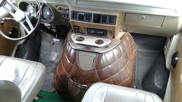 1977 Dodge B200 Van - photo 2
