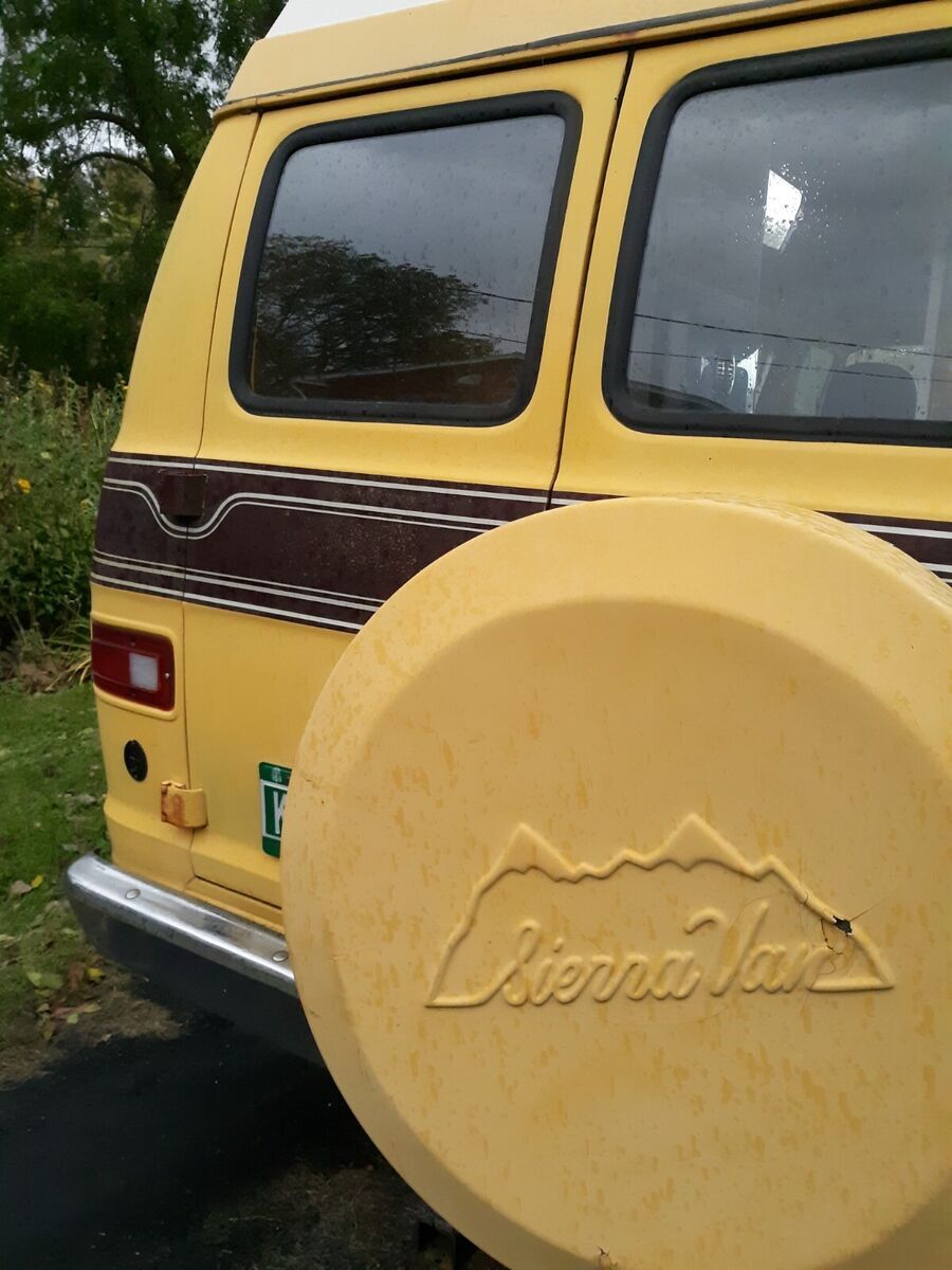 1977 Dodge tradesman High top camper van - photo 7