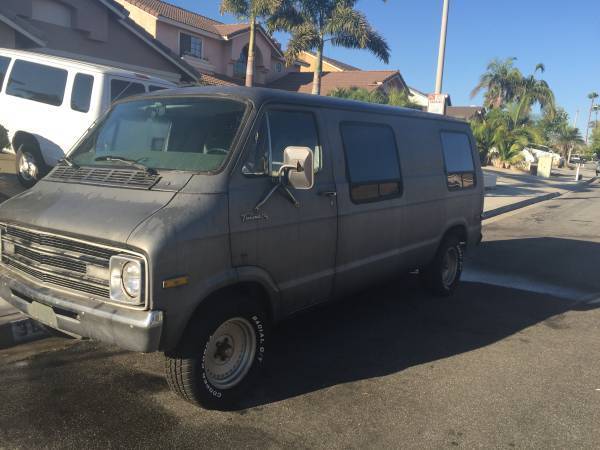 1977 Dodge TRADESMAN - photo 2