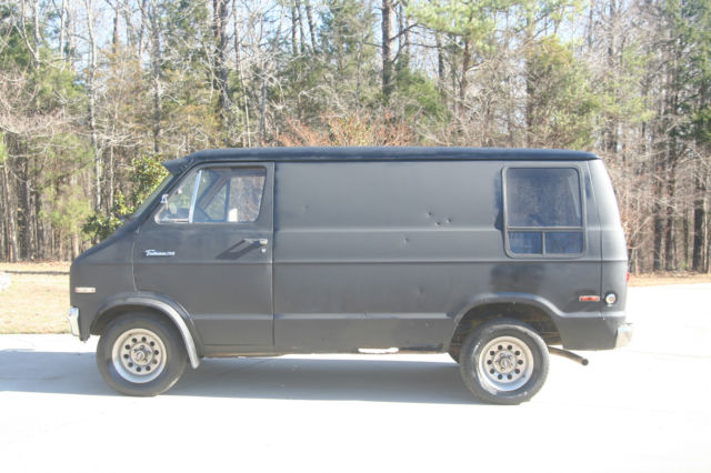 1977 DODGE VAN SHORTY! RARE BIG BLOCK! TRADESMAN 200 LOOK HERE!!! 360 BIG BLOCK 1977 Dodge Other TRADESMAN 200