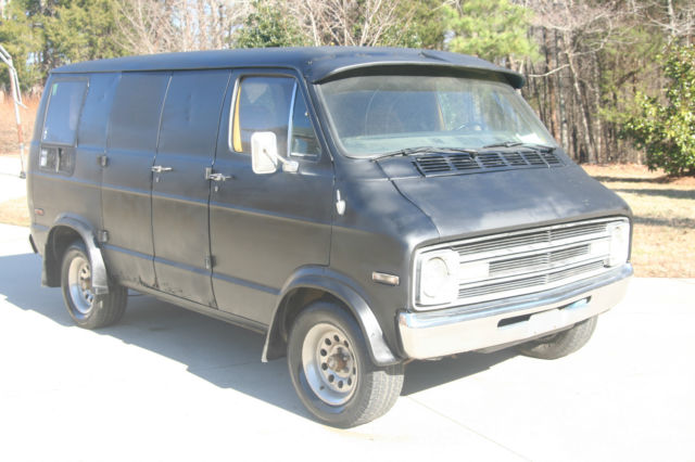 1977 Dodge Other TRADESMAN 200 - photo 2