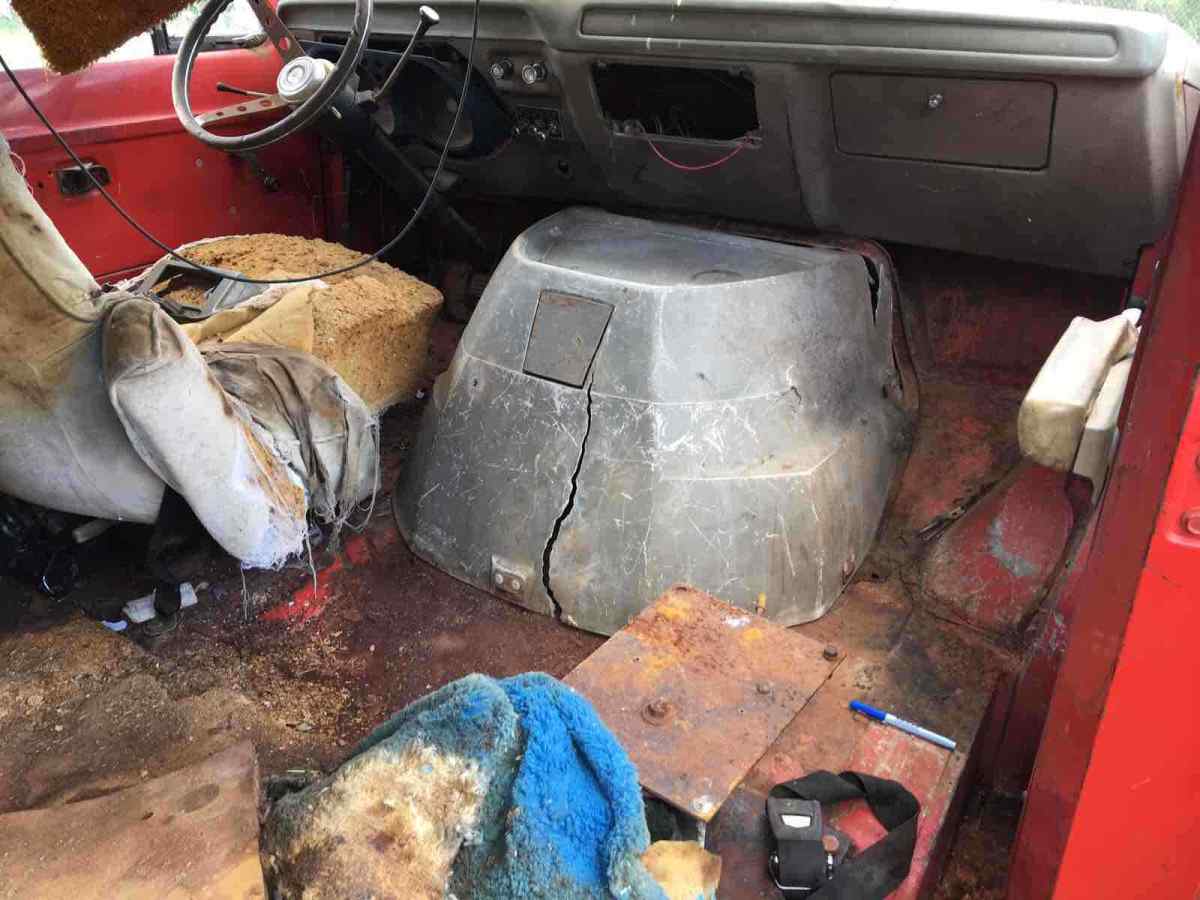 1977 Dodge Van Tradesman 100 - photo 10