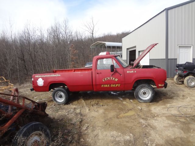 1977 Dodge W200 3/4 Ton 318 v8 Low 22k Miles Military Truck 4x4 Four Wheel Drive 1977 Dodge Power Wagon Custom