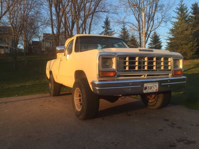 1977 Dodge W200 Power Wagon 1977 Dodge Power Wagon