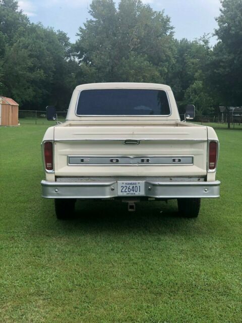 1977 Ford F-250 Styleside - photo 10