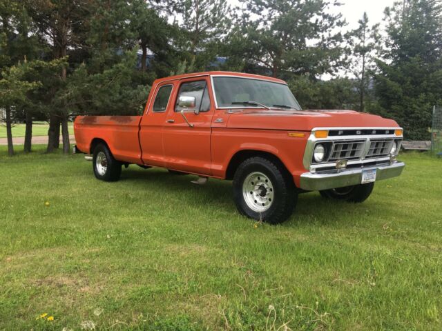 1977 F250 400 V8 4 speed Custom trim level 1977 Ford F-250 Custom