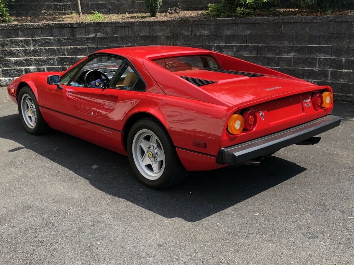 1977 Ferrari 308 GTB Coupé - photo 2