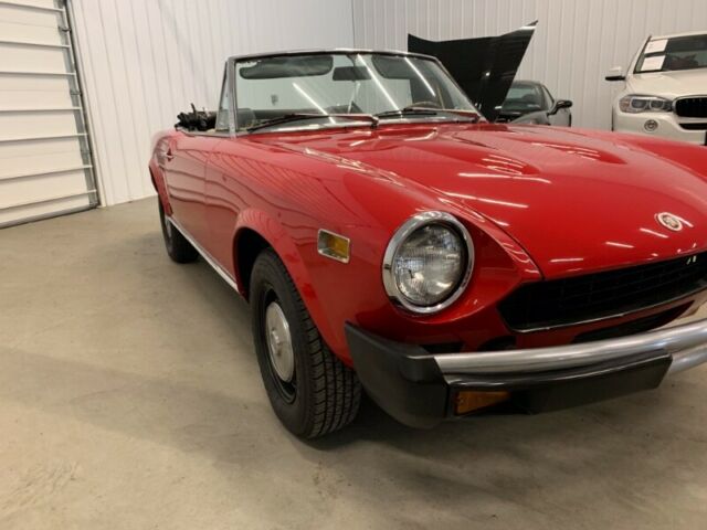 1977 Fiat 124 Spider Classica Convertible - photo 10