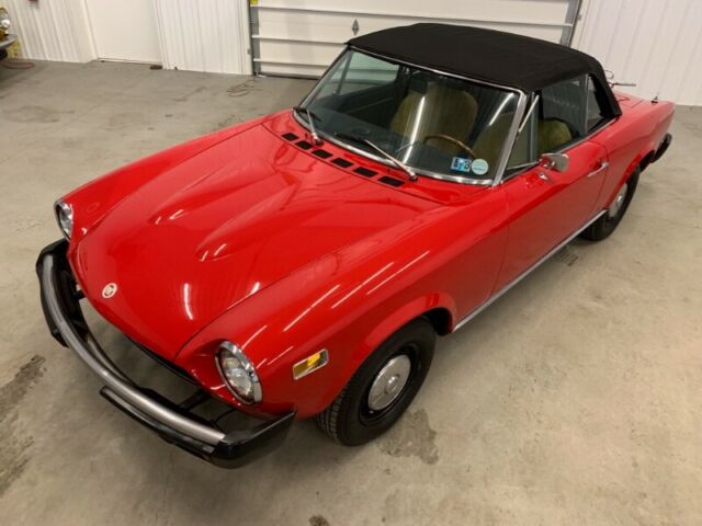 1977 Fiat 124 Spider Classica Convertible - photo 3