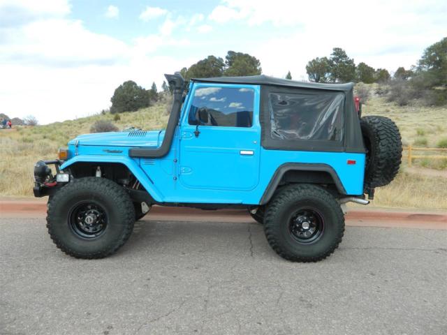 1977 Toyota Land Cruiser FJ40 - photo 2