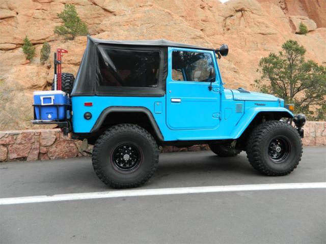 1977 Toyota Land Cruiser FJ40 - photo 3