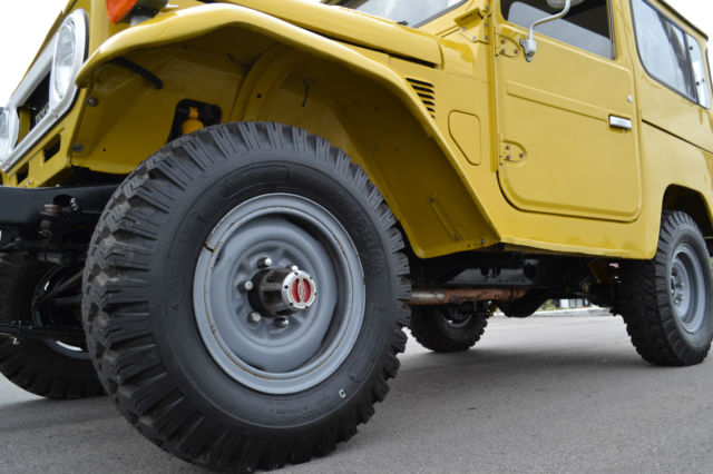 1977 Toyota Land Cruiser FJ40 - photo 11