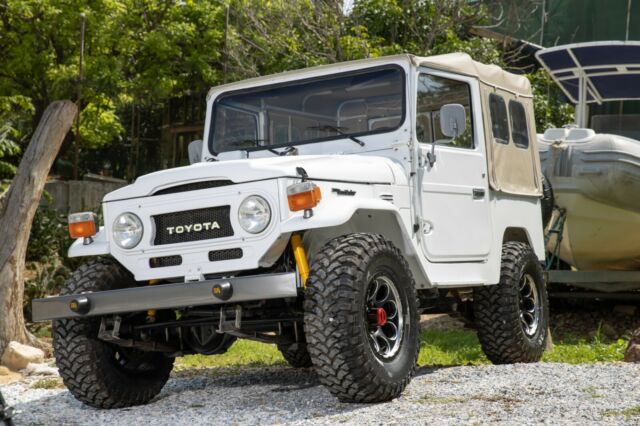 1977 FJ40 TOYOTA LAND CRUISER NUT AND BOLT RESTORATION 1977 Toyota Land Cruiser FJ40