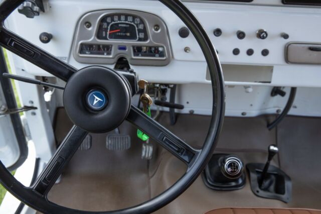 1977 Toyota Land Cruiser FJ40 - photo 10