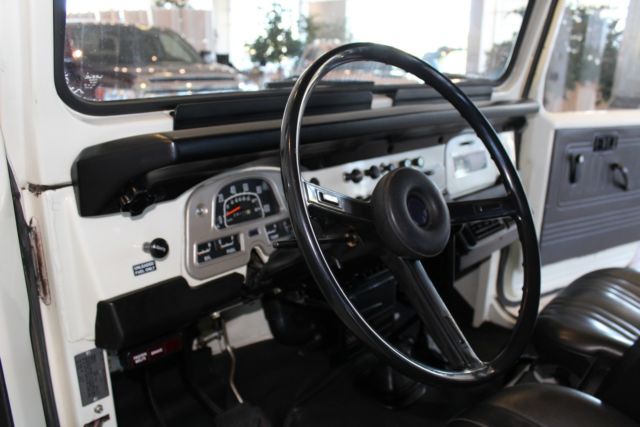 1977 Toyota Land Cruiser FJ40 - photo 9