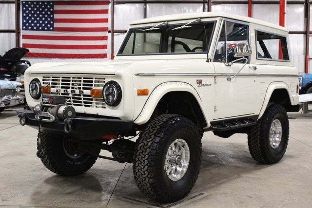 1977 Ford Bronco 11044 Miles Wimbledon White SUV 302 V8 Manual 1977 Ford Bronco --