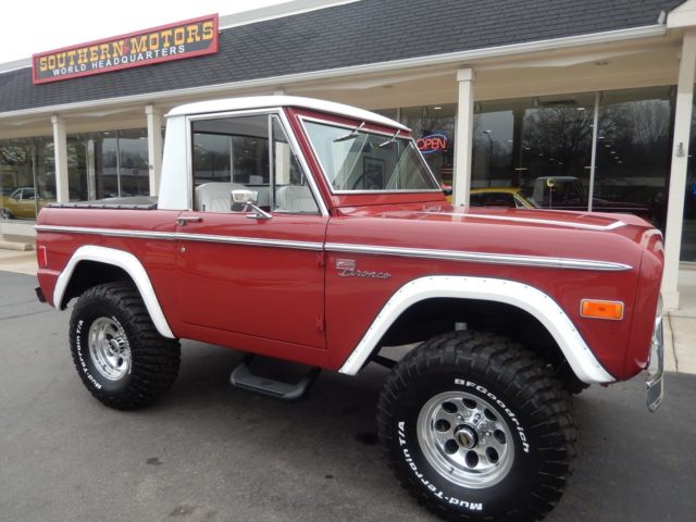 1977 Ford Bronco 302 automatic 4X4 factory A/C Ready to Cruise! 1977 Ford Bronco Bucket seats