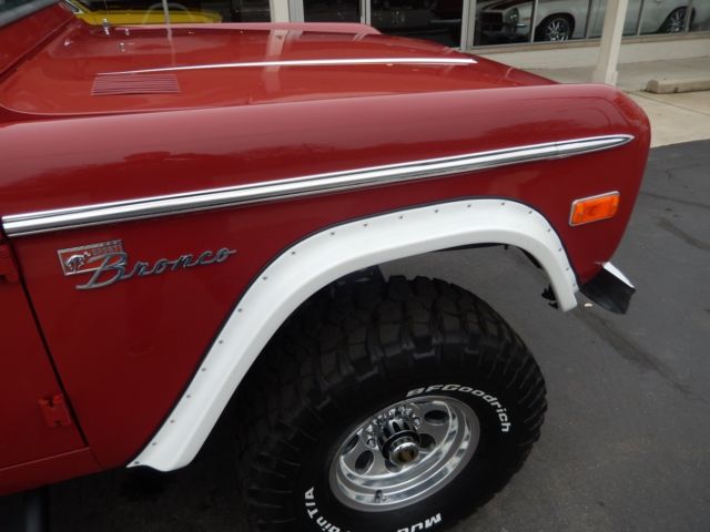 1977 Ford Bronco Bucket seats - photo 2