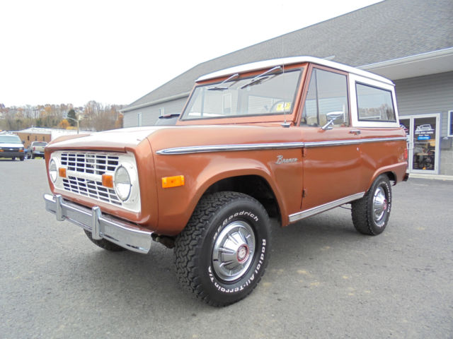 1977 Ford Bronco 302 V8, Auto, older restoration, garage kept, 62k miles 1977 Ford Bronco