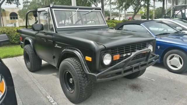 1977 Ford Bronco automatic, black eggshell paint - good condition - daily driver 1977 Ford Bronco