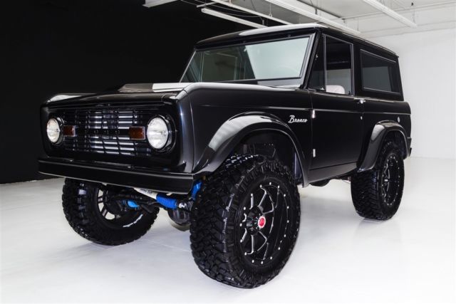 1977 Ford Bronco Jet Black Bronco, 302 Lifted - photo 11