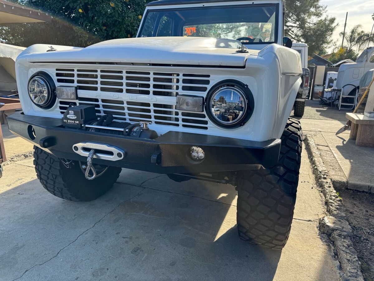1977 Ford Bronco black - photo 12