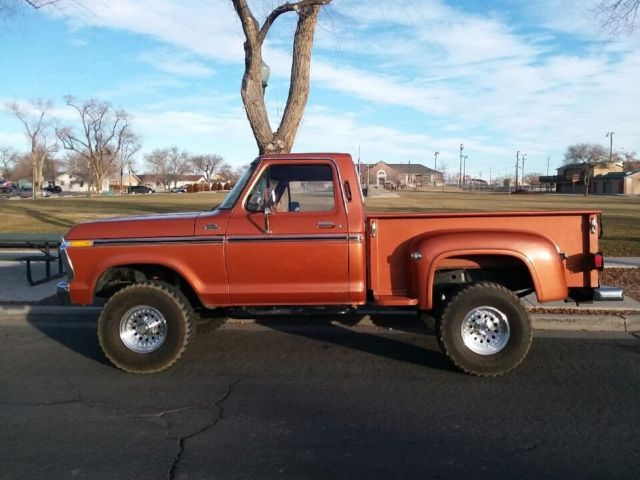 1977 Ford F-150 4x4 Stepside Ranger Clean ORIGINAL CONDITION, NO RUST! 1977 Ford F-150