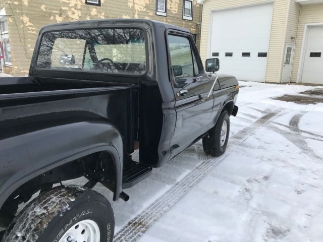 1977 Ford F-150 CLASSIC F150 4x4 351 V8 4spd STEPSIDE CLEAN!! - photo 10