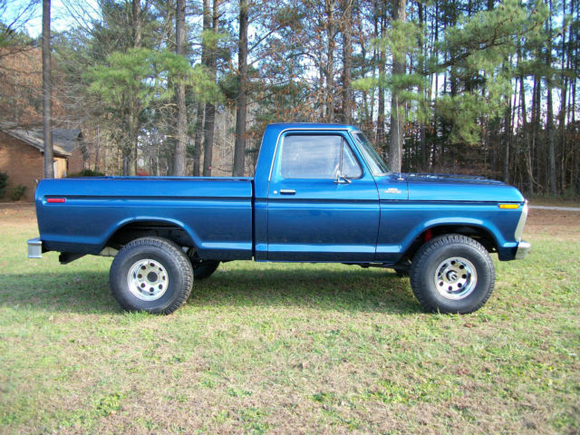 1977 Ford F-150 Custom Standard Cab Pickup 2-Door 5.8L 1977 Ford F-150 Custom Standard Cab Pickup 2-Door