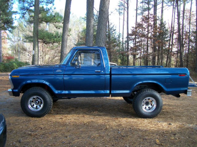 1977 Ford F-150 Custom Standard Cab Pickup 2-Door - photo 4