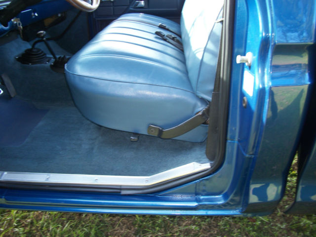 1977 Ford F-150 Custom Standard Cab Pickup 2-Door - photo 7