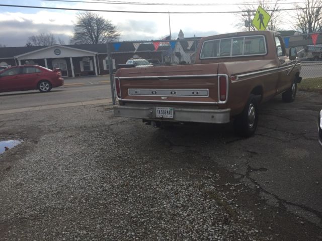 1977 Ford F-150 Custom - photo 2