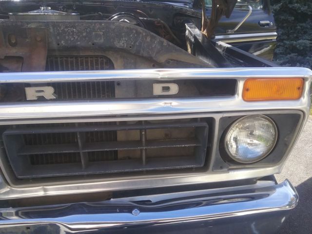 1977 Ford F-150 Ranger Standard Cab Pickup 2-Door - photo 9