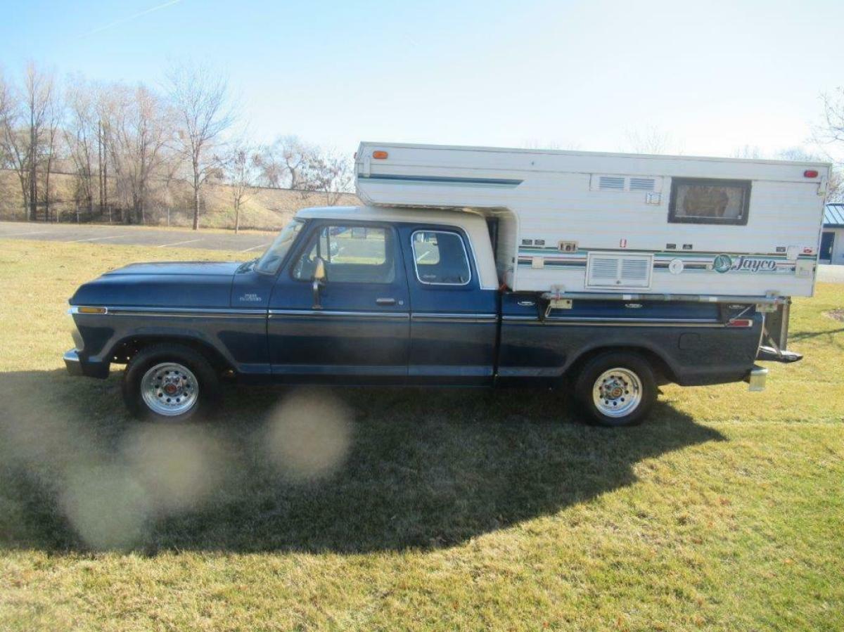 1977 Ford F-150 Super Cab - photo 2