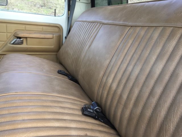 1977 Ford F-250 CUSTOM CAB - photo 4