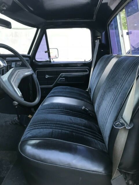 1977 Ford F-250 - photo 8