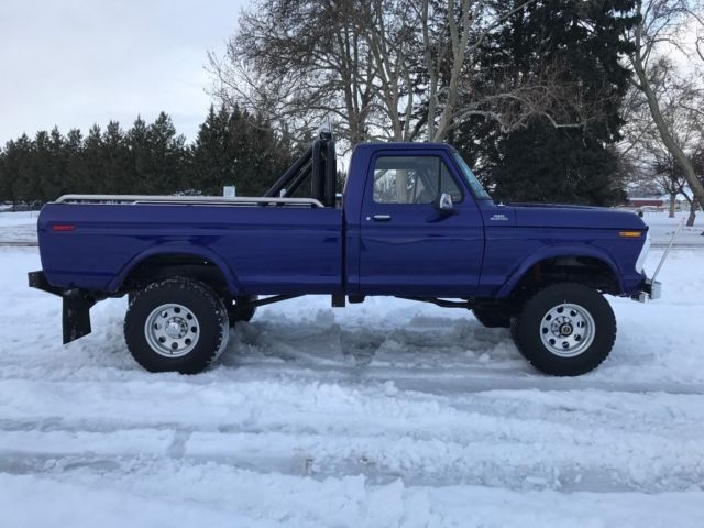 1977 Ford F-250 Custom - photo 2