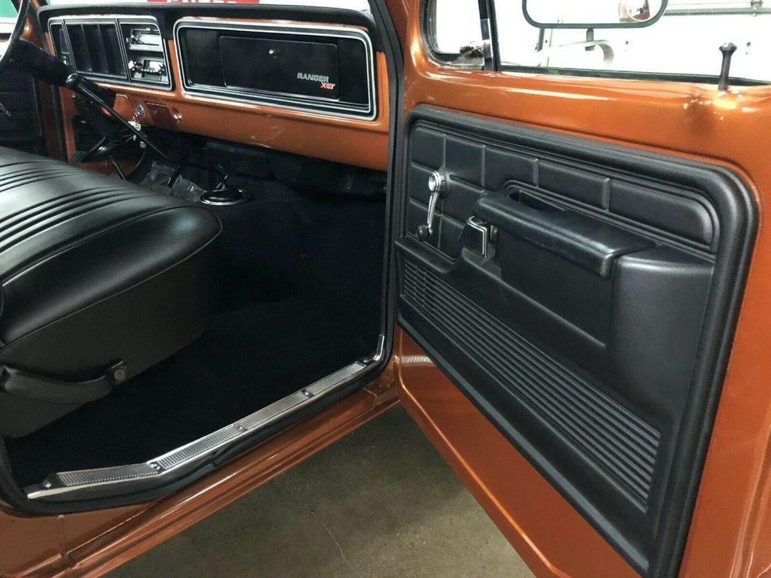 1977 Ford F-250 - photo 12